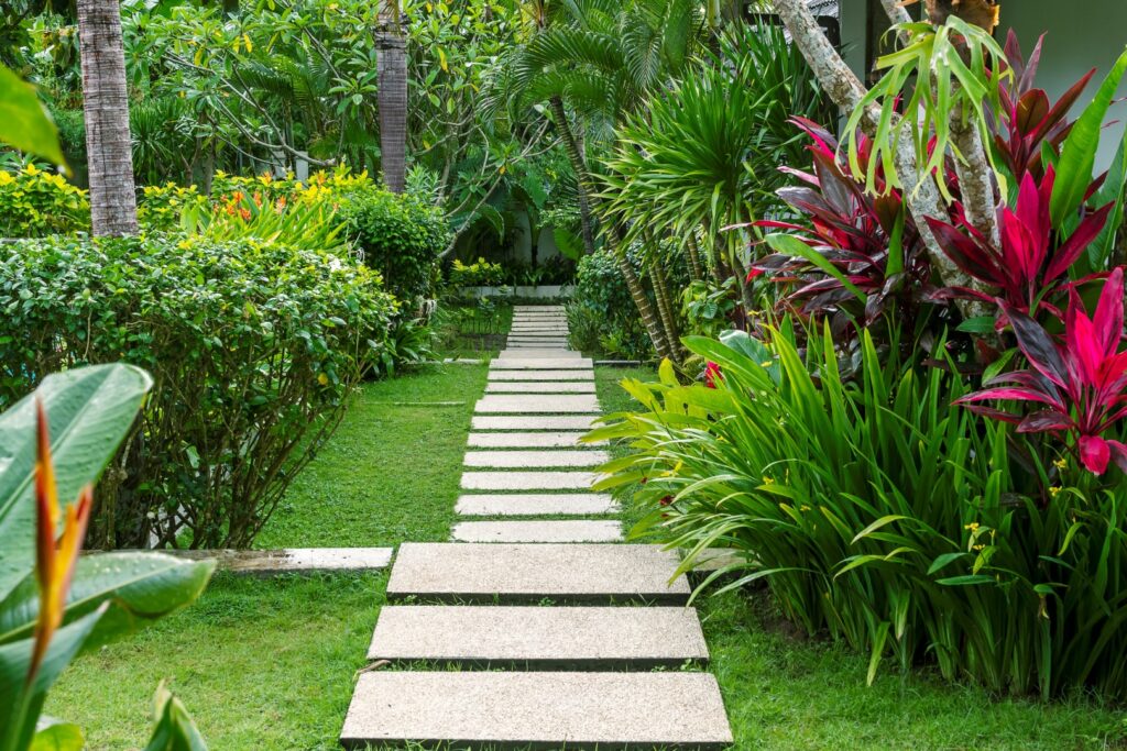 Residential Landscaping Elevates Your Outdoor Space in Englewood